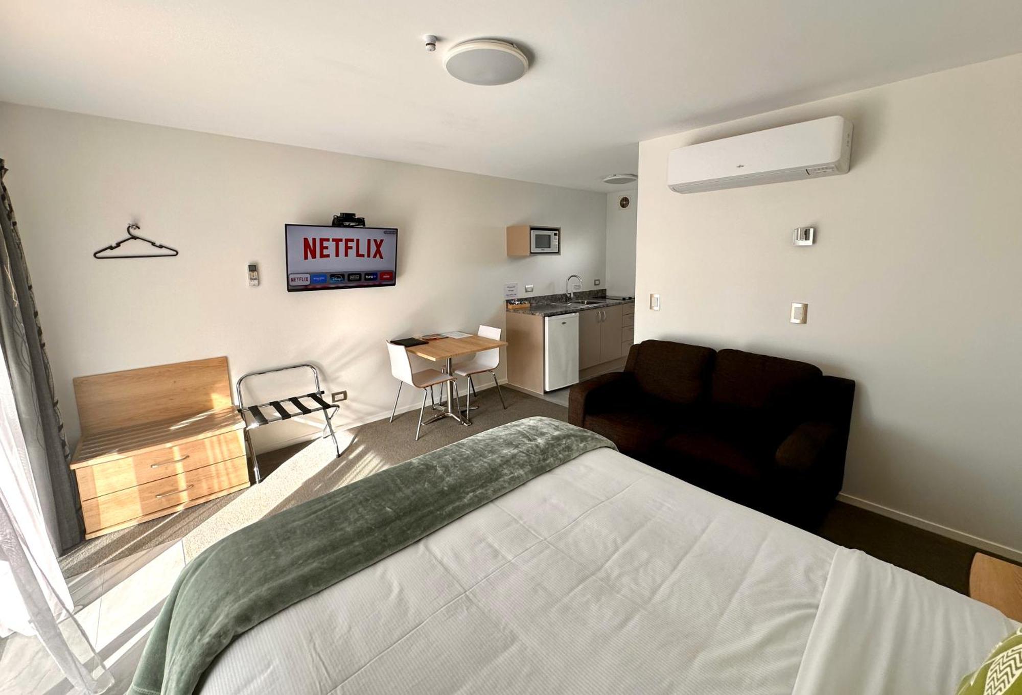 The Olive Motel Coromandel Екстер'єр фото