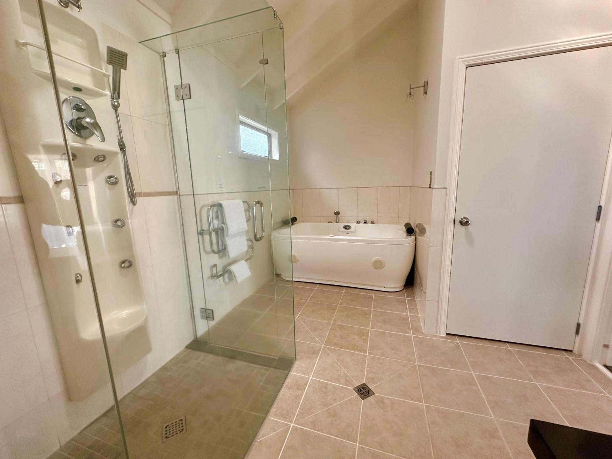 The Olive Motel Coromandel Екстер'єр фото