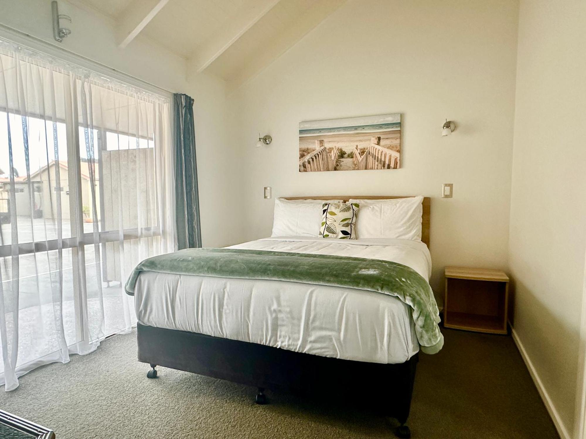 The Olive Motel Coromandel Екстер'єр фото