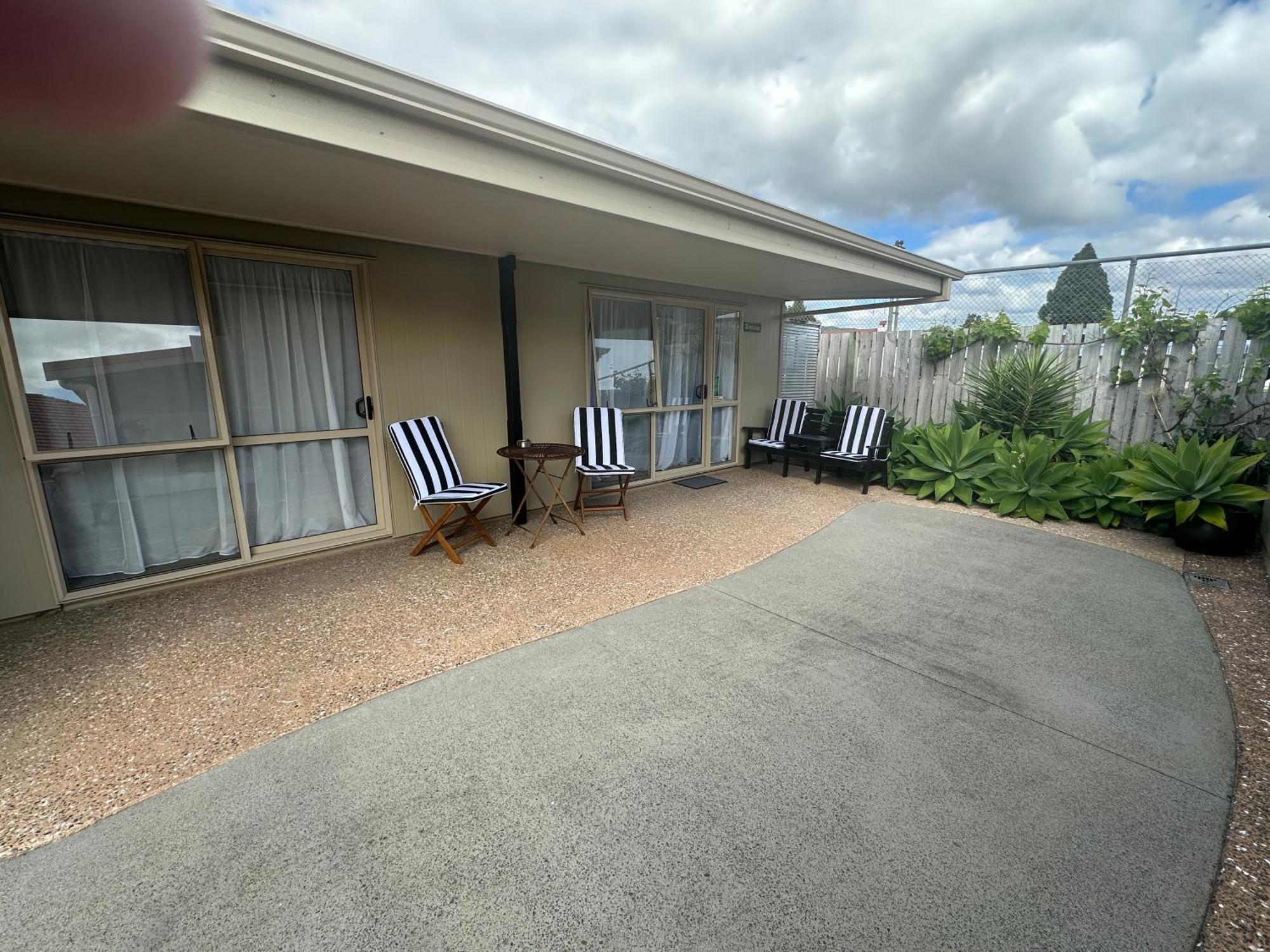 The Olive Motel Coromandel Екстер'єр фото
