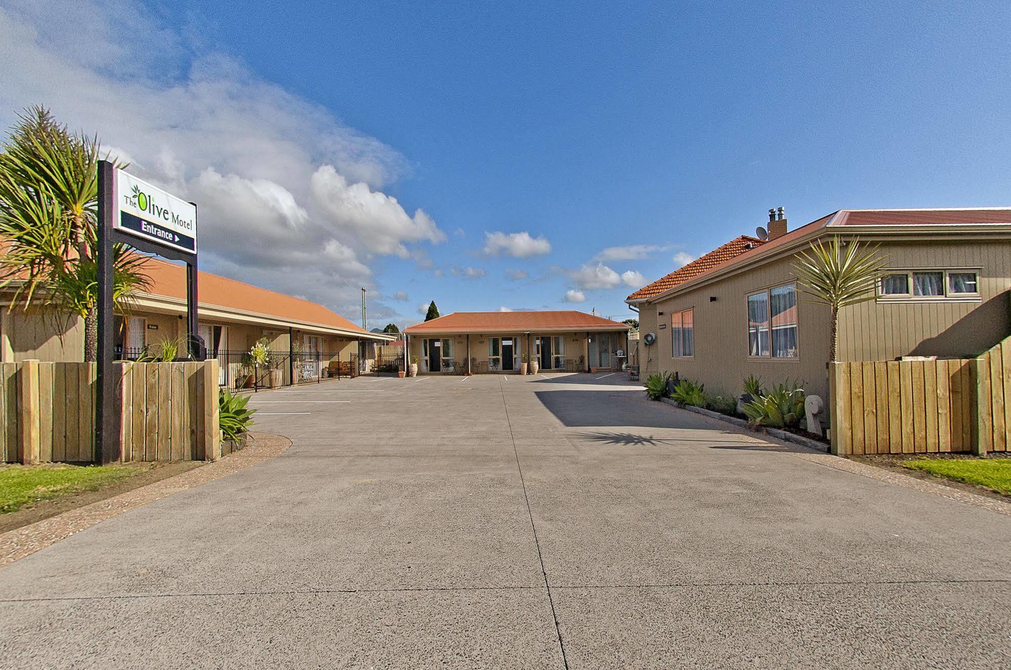 The Olive Motel Coromandel Екстер'єр фото
