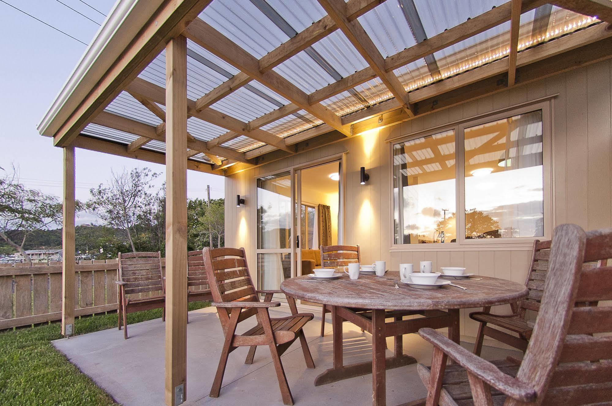 The Olive Motel Coromandel Екстер'єр фото